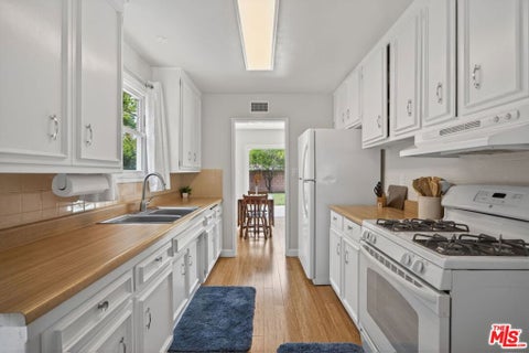 Tiny photo for 63 Madera Avenue, Ventura, CA 93003 (MLS # 26858127)