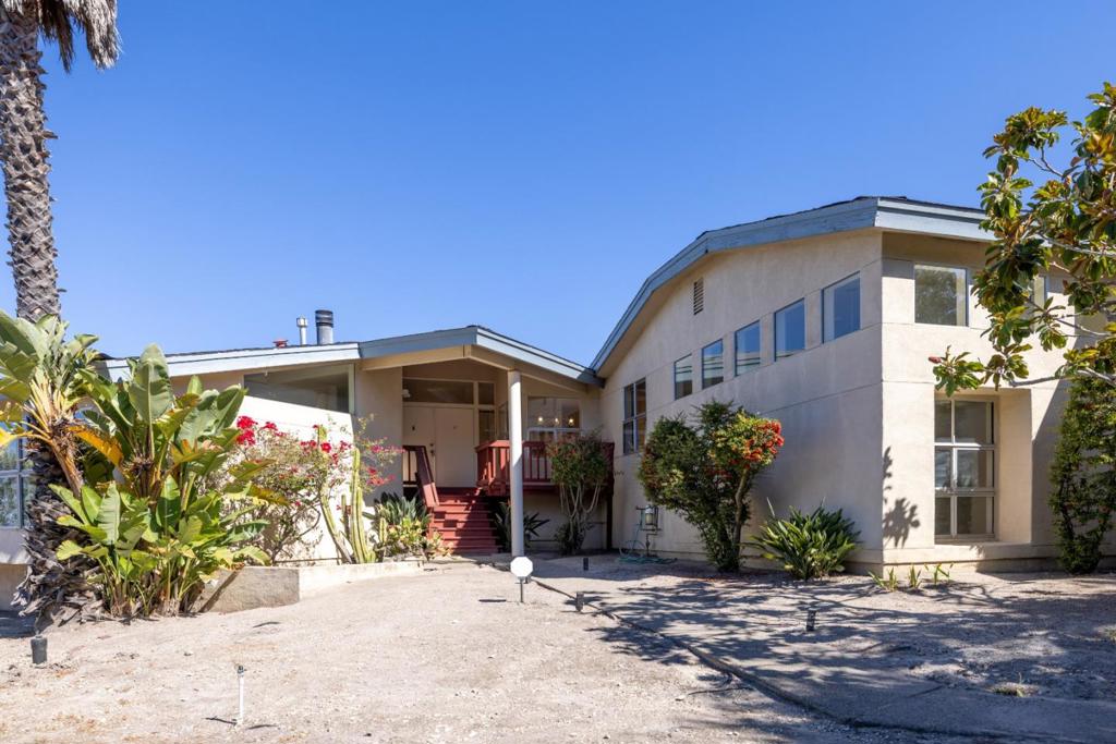11561 Spur Road