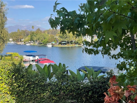 Photo of 22814 Sailwind Way Way #68, Lake Forest, CA 92630 (MLS # OC26201836)