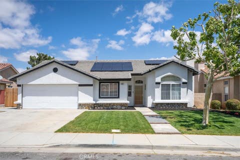 Photo of 4141 De Anza Dr, Palmdale, CA 93551 (MLS # SR26094697)