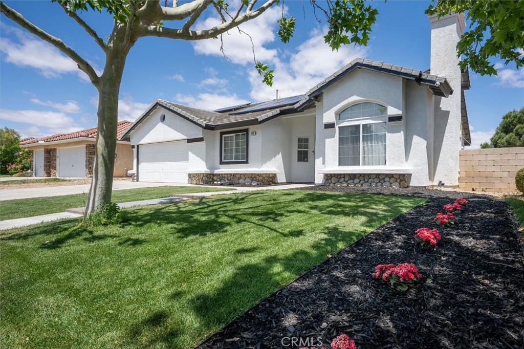 4141 De Anza