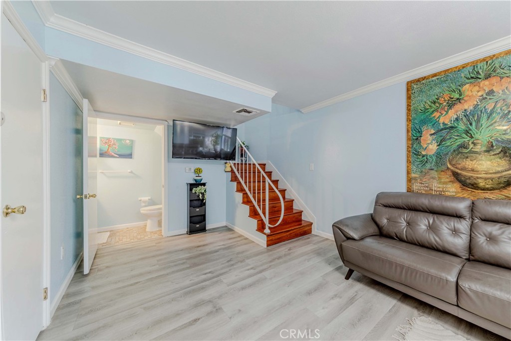 12017 Walnut Street 4