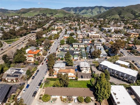 Tiny photo for 879 Walnut Street, San Luis Obispo, CA 93401 (MLS # AR26159820)