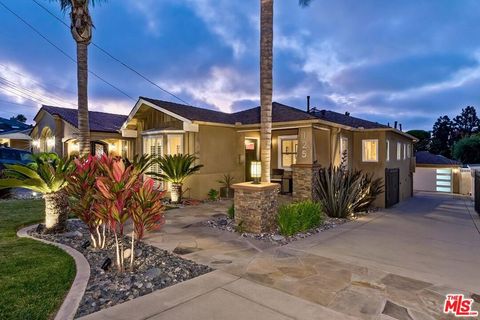 125 W Sycamore Avenue El Segundo CA 90245