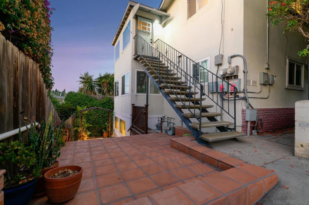 Downtown - Residential Income