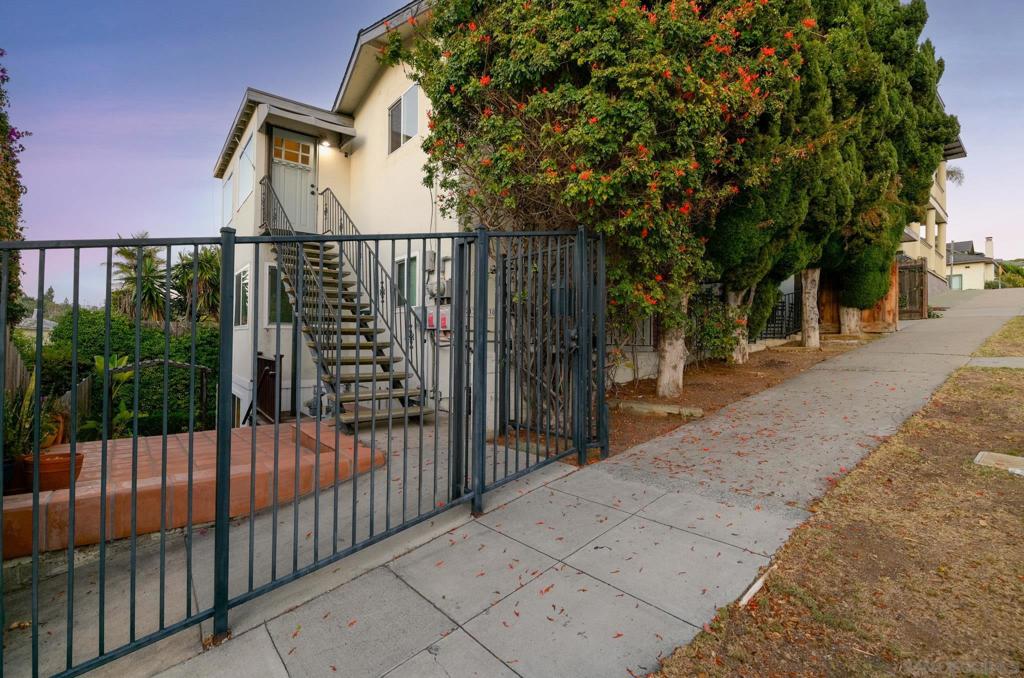 Downtown - Residential Income