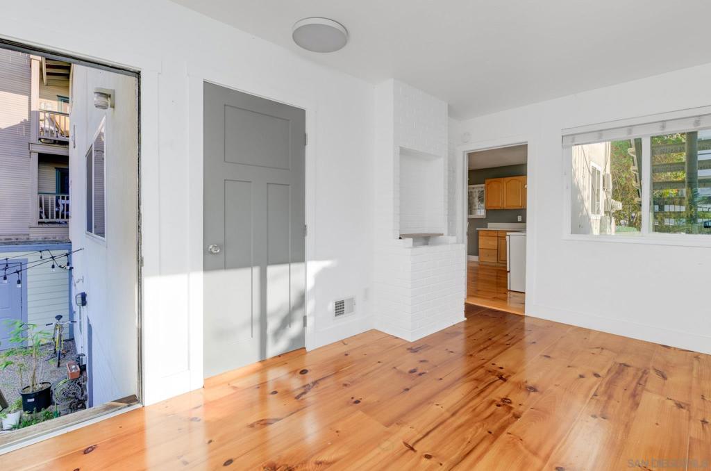 Downtown - Residential Income