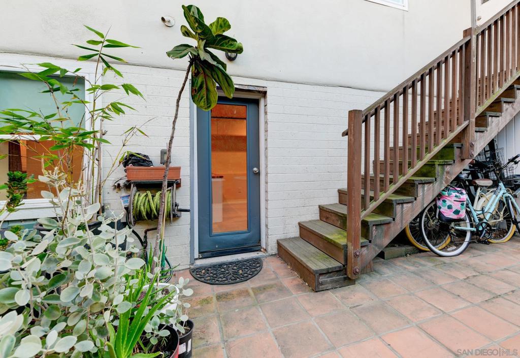 Downtown - Residential Income