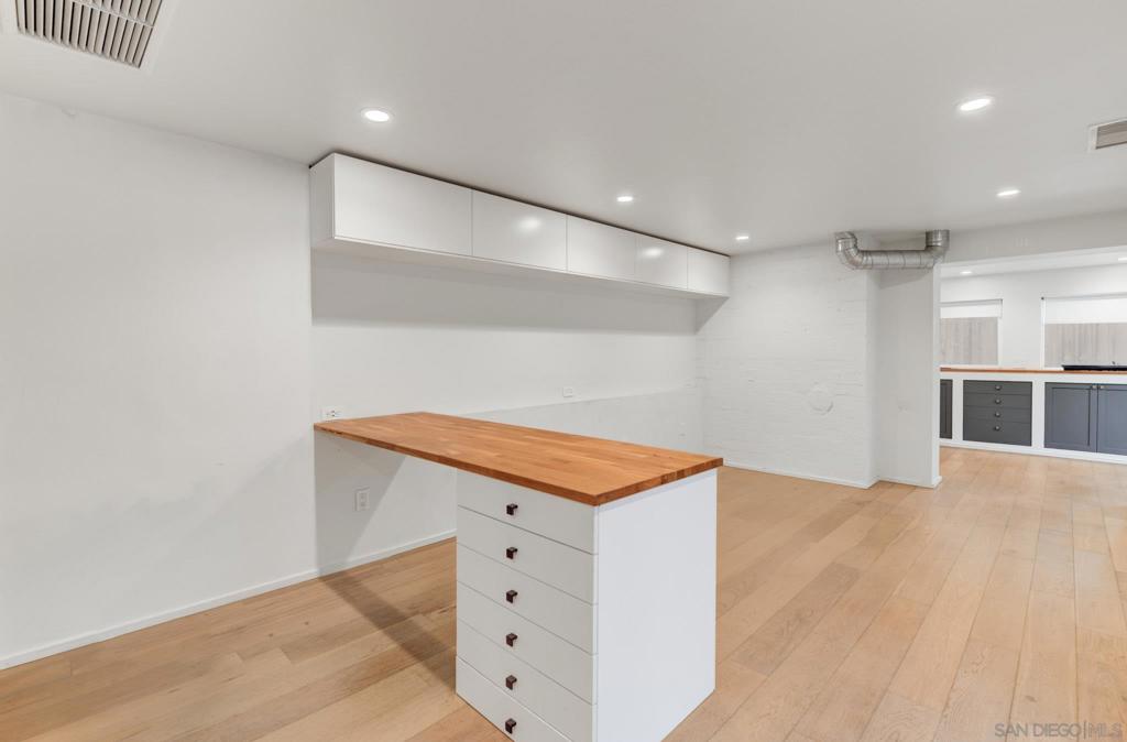 Downtown - Residential Income