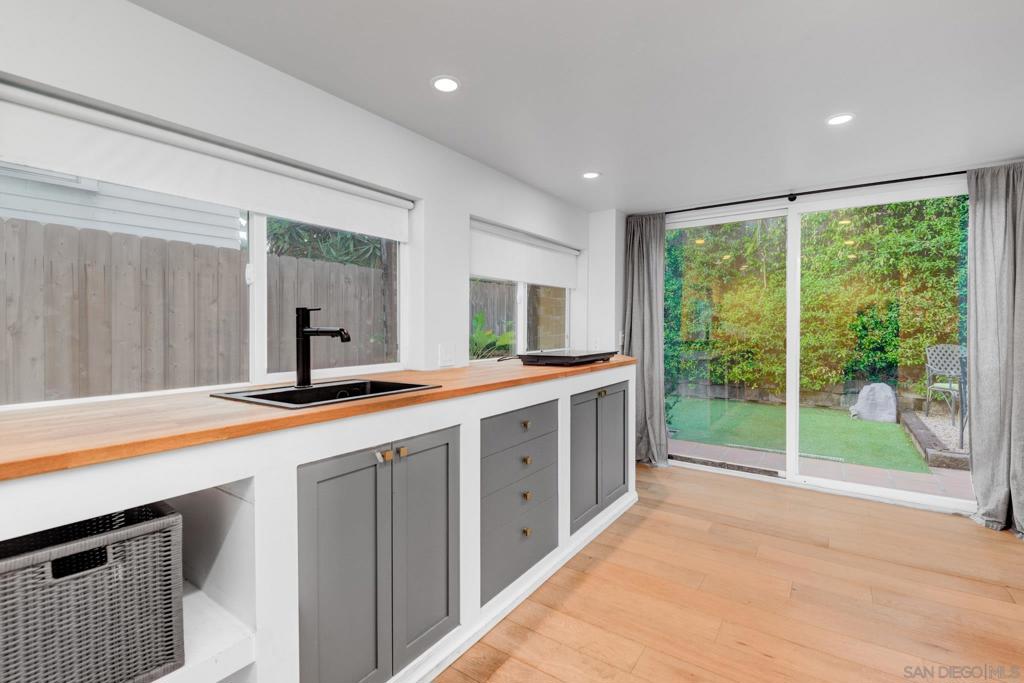 Downtown - Residential Income