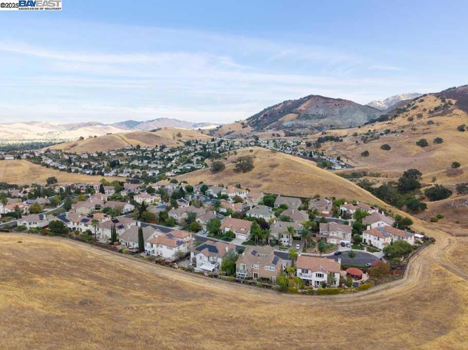 CRYSTYL RANCH - Residential