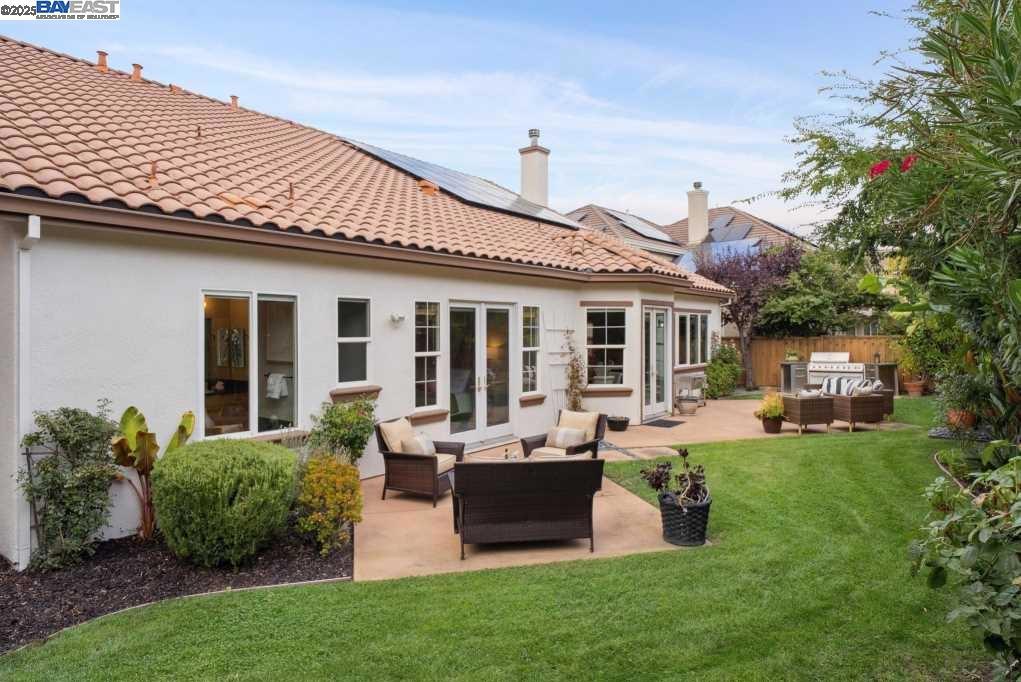 CRYSTYL RANCH - Residential