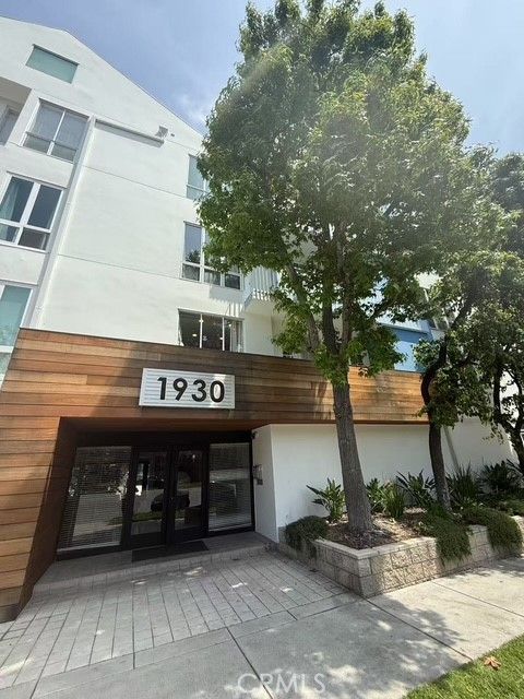 1930 S Beverly Glen Boulevard 103 Los Angeles CA 90025