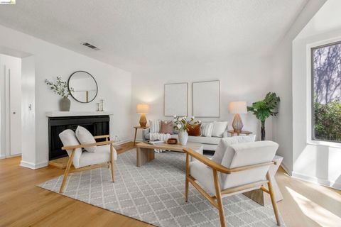 Photo of 1237 Pine Creek Way, Oakland, CA 94607 (MLS # 41128027)