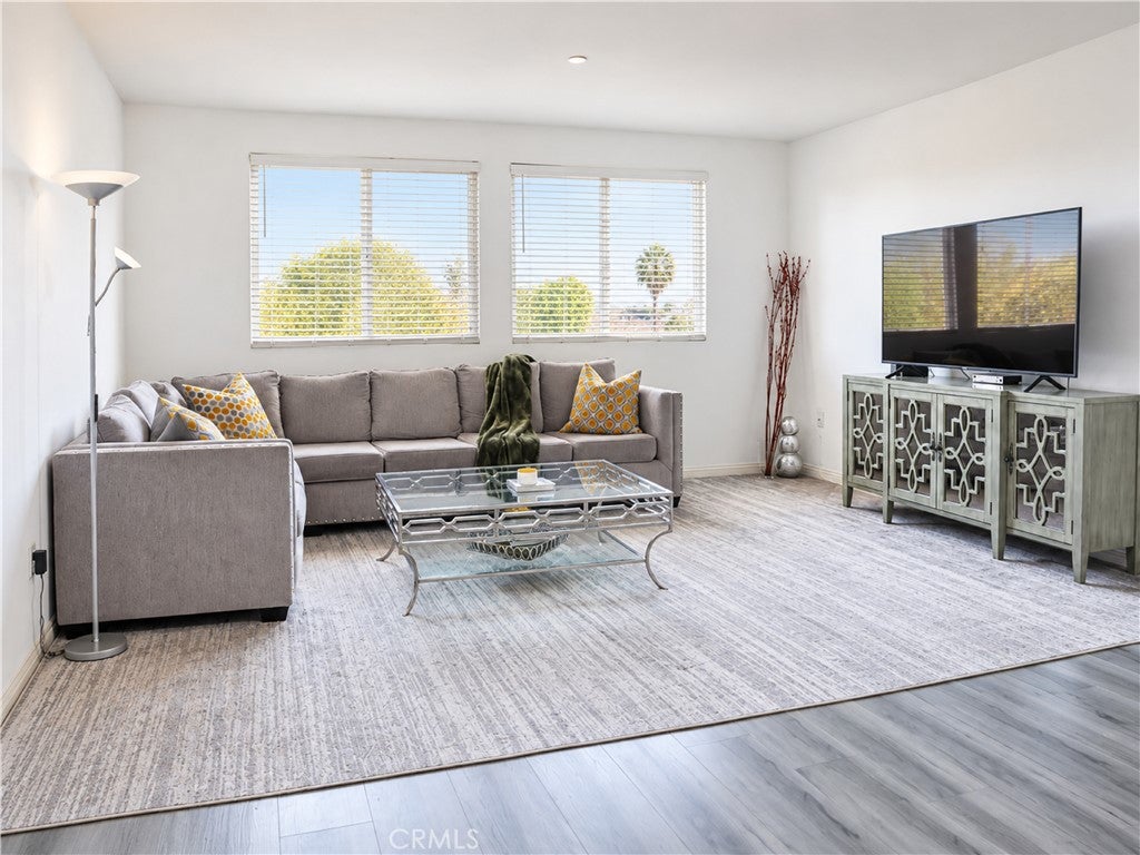 13951 Sherman Way 301