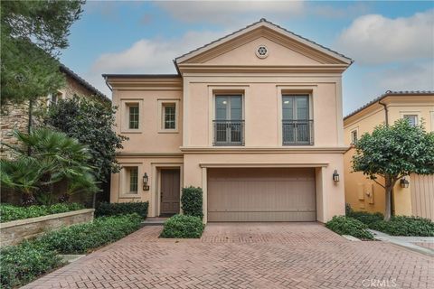 Photo of 60 Brindisi, Irvine, CA 92618 (MLS # PW26019213)