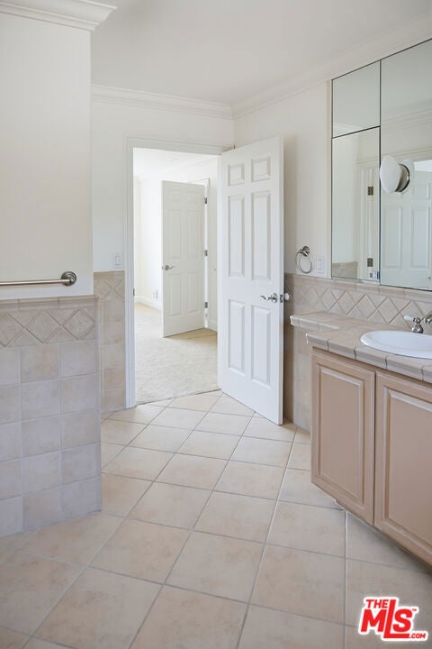 Tiny photo for 8485 Val Verde Drive, West Hills, CA 91304 (MLS # 26870797)
