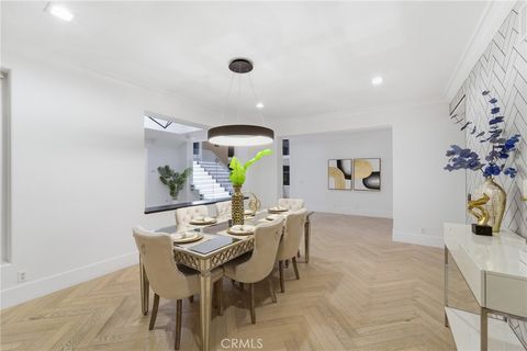 Tiny photo for 7612 Carmenita LN, West Hills, CA 91304 (MLS # SR26099585)