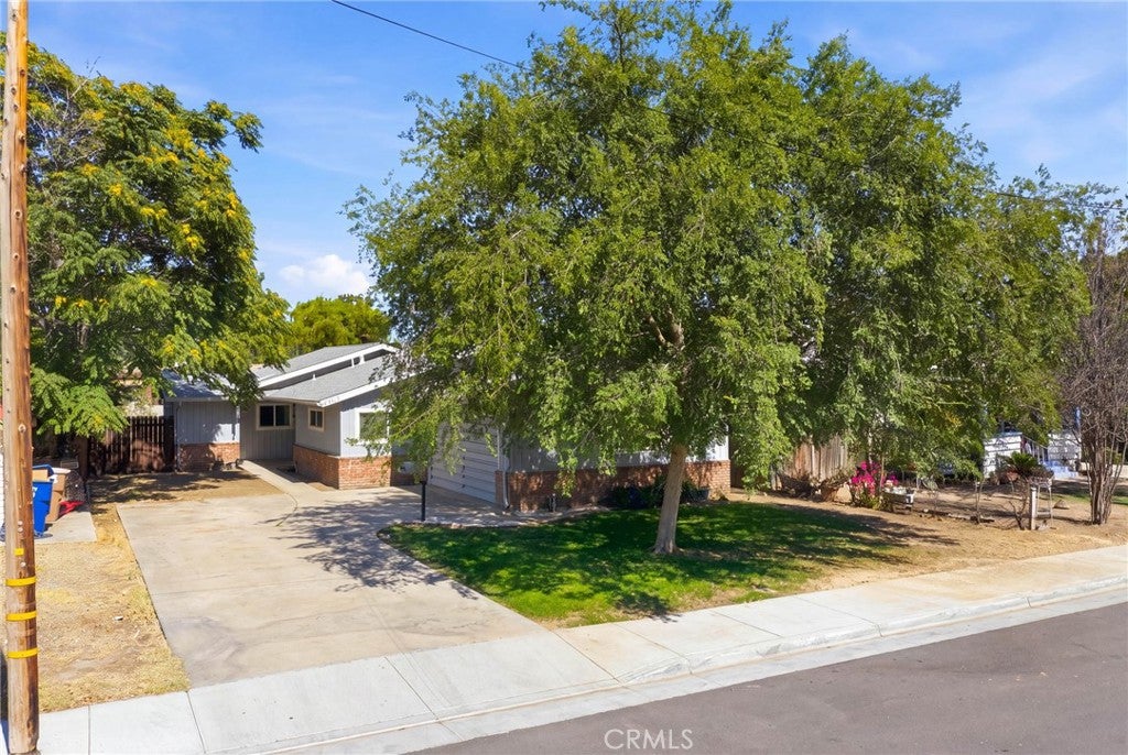 524 B Street