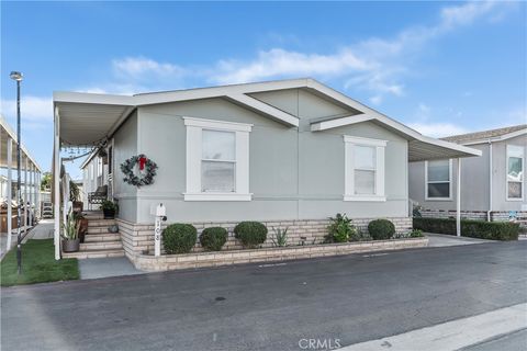 108 Pigeon Lane Fountain Valley CA 92708