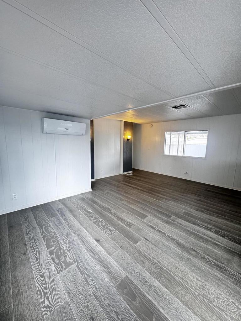 Not Applicable-1 - Manufactured In Park