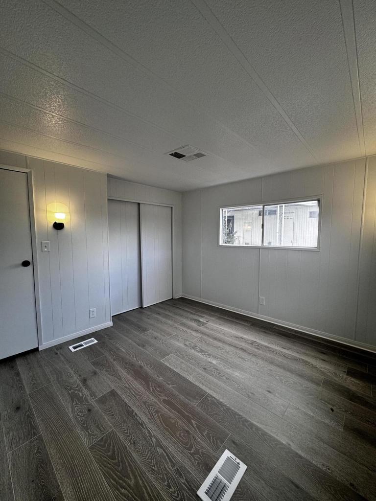 Not Applicable-1 - Manufactured In Park