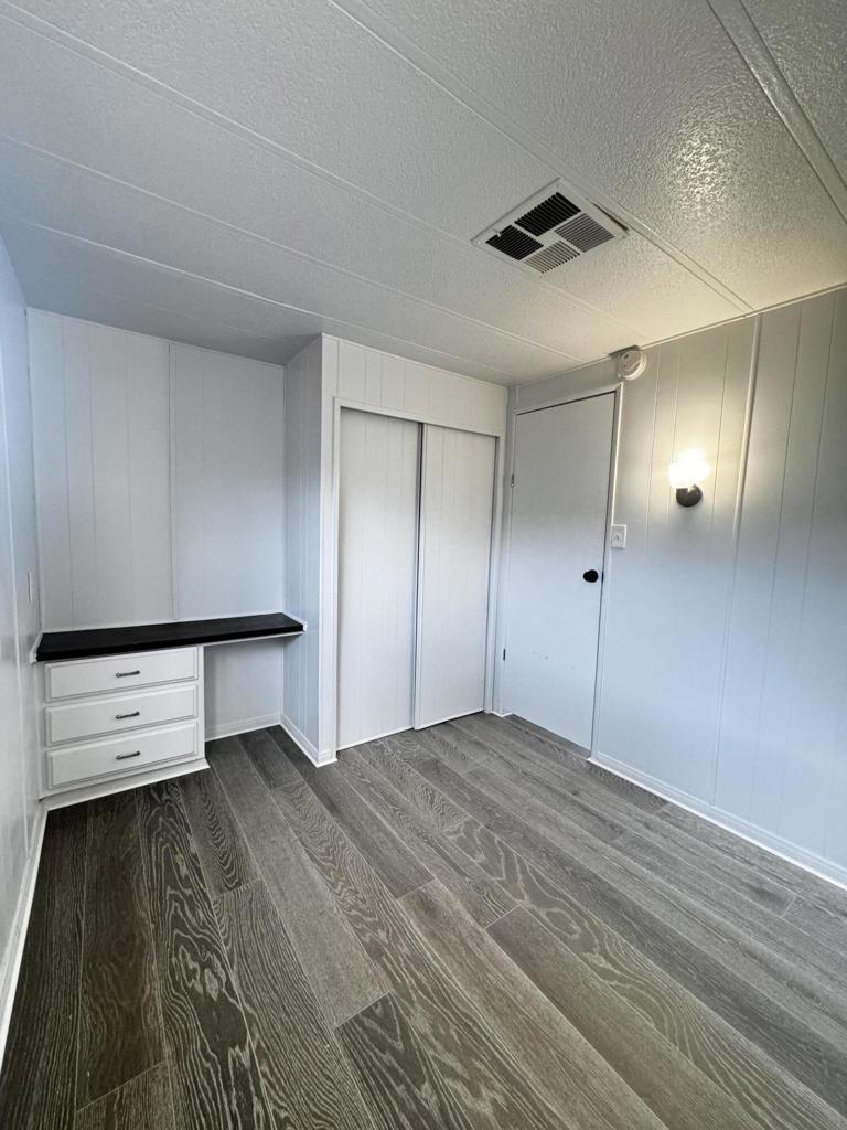 Not Applicable-1 - Manufactured In Park