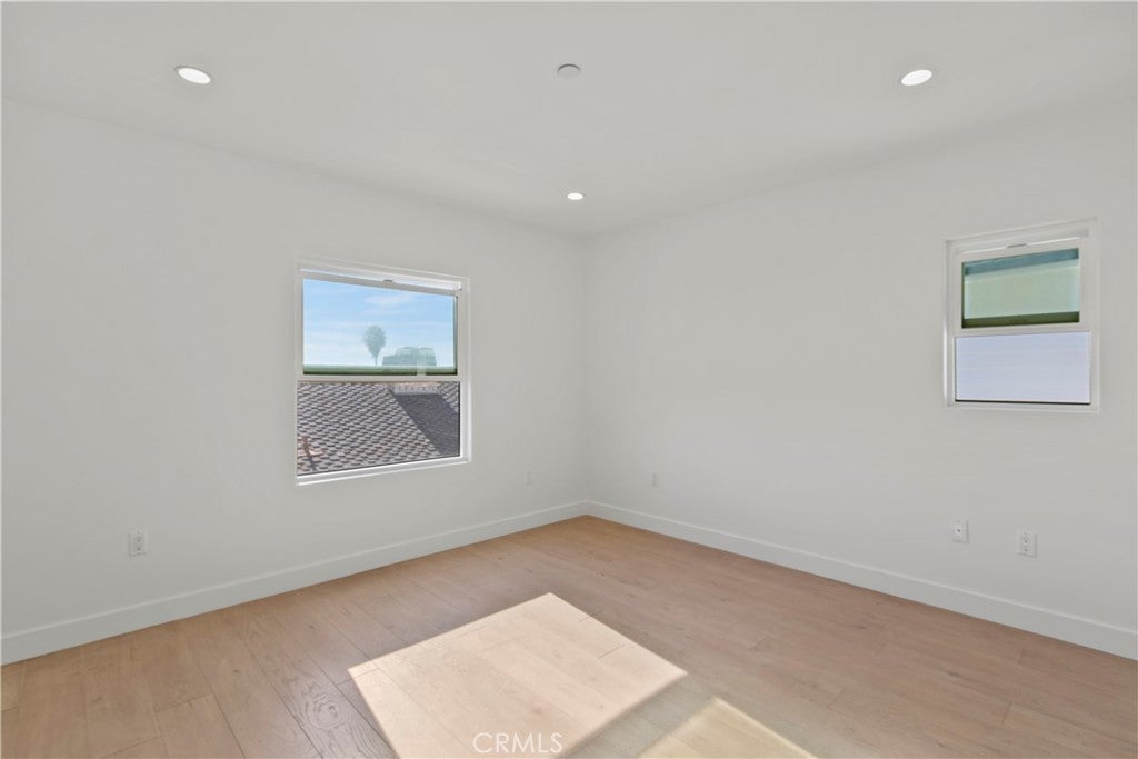 264 266 San Joaquin, Laguna Beach CA 92651 - Photo 32