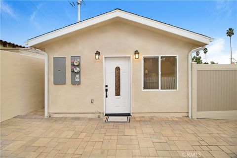 Photo of 1013 E Angeleno Avenue, Burbank, CA 91501 (MLS # GD26083042)