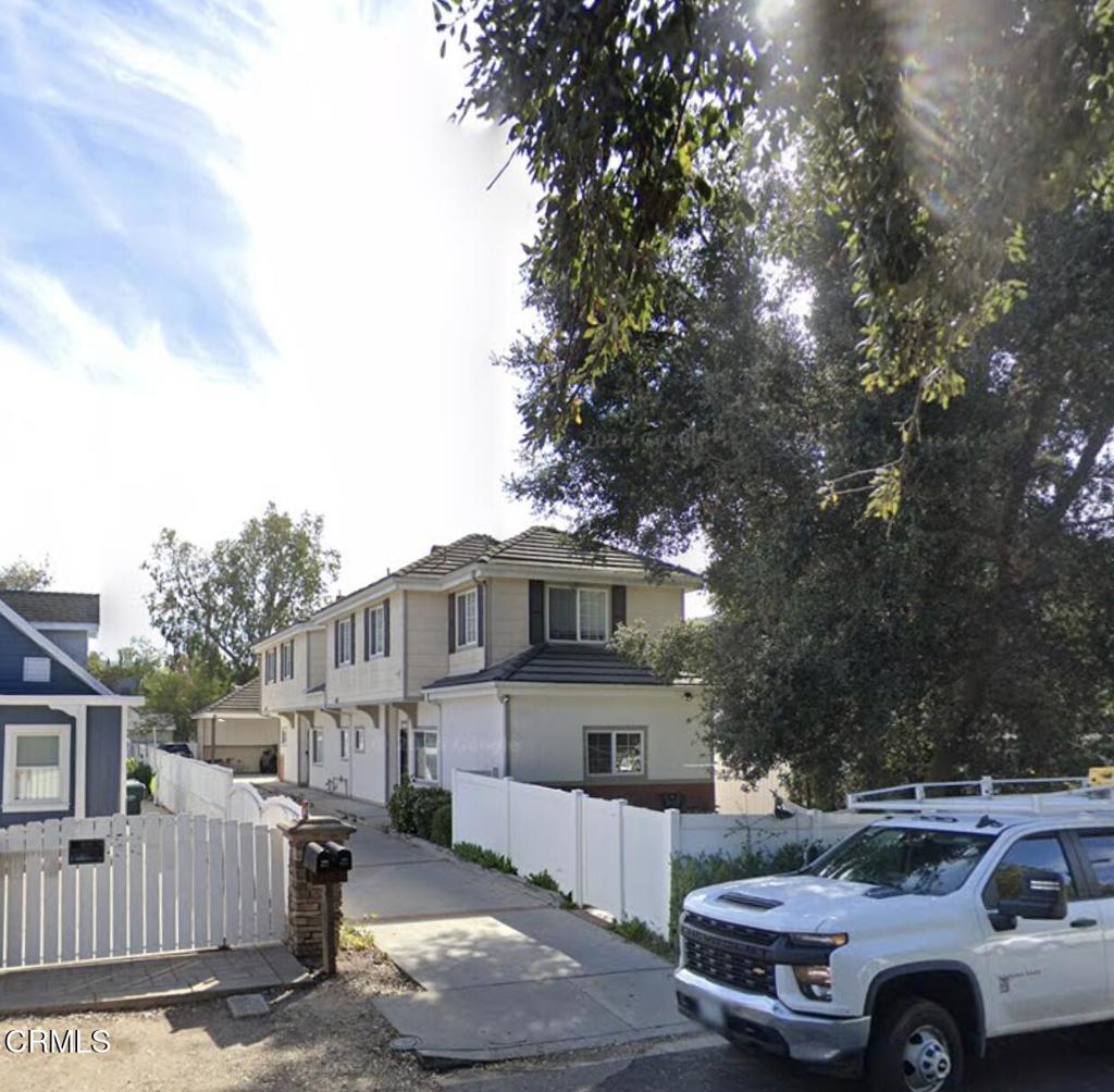 3040 Crescent Way