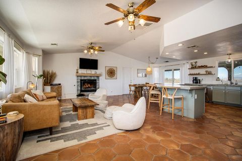 Photo of 72772 Nandina Street, 29 Palms, CA 92277 (MLS # 219132521PS) Photo of 72772 Nandina Street, 29 Palms, CA 92277 (MLS # 219132521PS)
