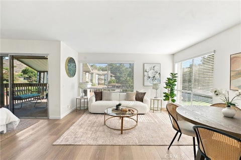 Photo of 290 Sequoia Court #36, Thousand Oaks, CA 91360 (MLS # SR26203913)