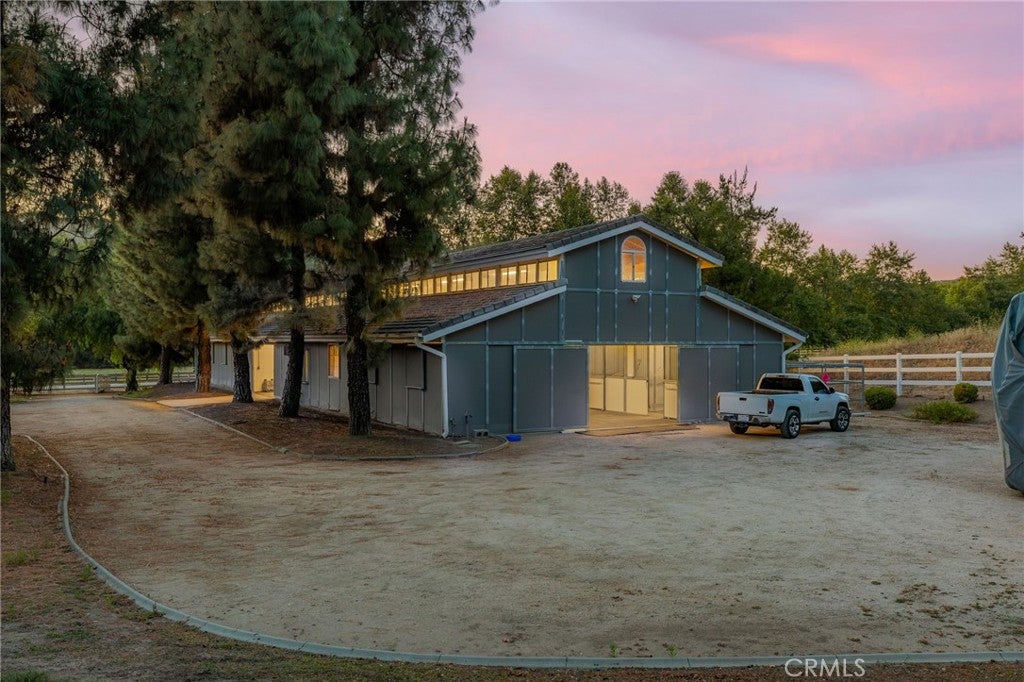 37954 Calle De Lobo