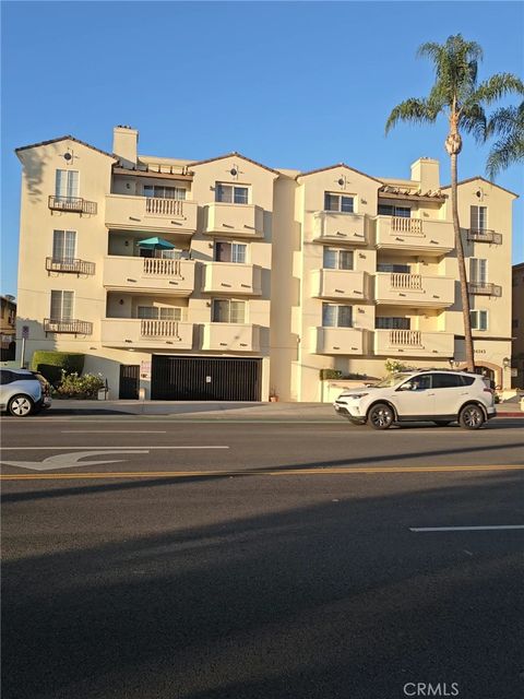 Photo of 14343 Burbank Blvd. #305, Sherman Oaks, CA 91401 (MLS # SR25251083)
