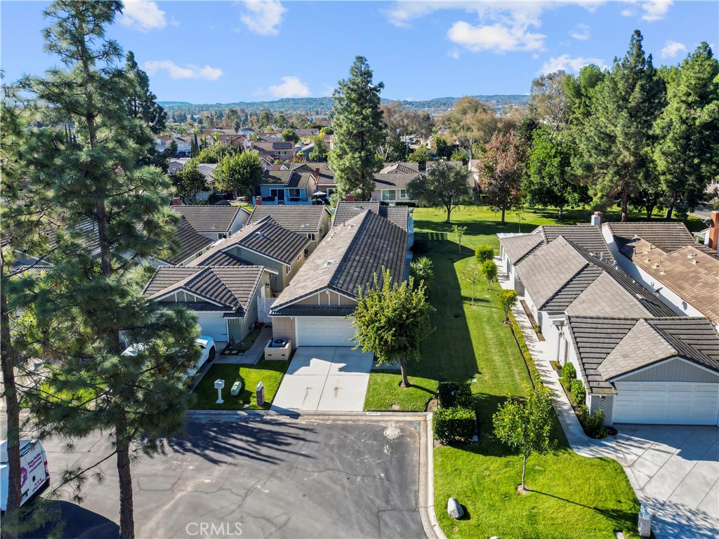 24142 Minnetonka Lane