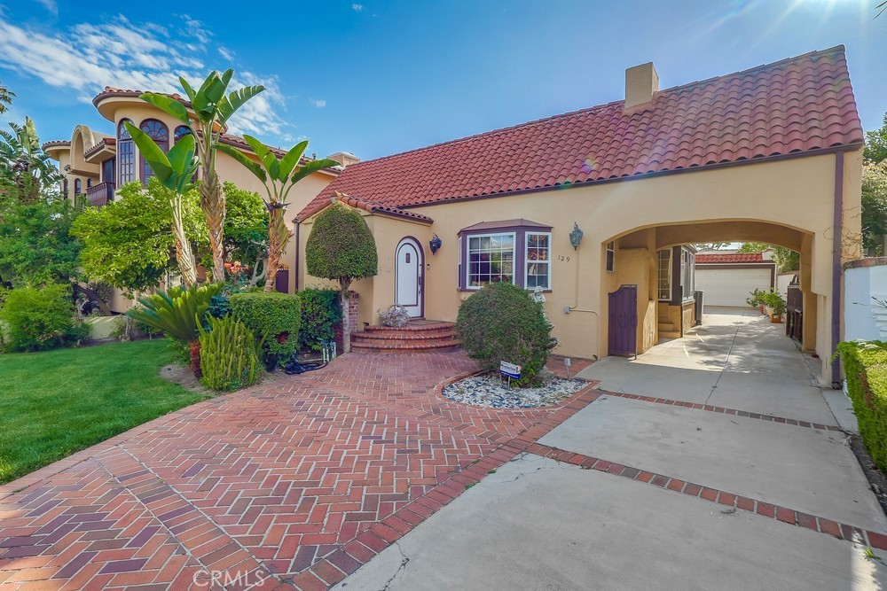 Welcome to this Elegant, sophisticate and charming classic Spanish architectural house.
Nestle in the prestigious Beverly Hills. This residence boasts 4 Bedrooms, 3 Baths and 1 powder room
Upon entry you are welcomed inside spacious living rooms with a formal dining area perfect for gatherings and family dinners.
The spacious kitchen is conveniently located next to dining room with plenty of cabinets and upgraded countertops plus breakfast area that opens to the incredible back yard with many fruit trees, natural light is abundant throughout, hardwood floors, central air and heat through, detached garage, hardwood floors, central vacuum, Master bedroom with a walking closet.
Beverly Hills schools district, quiet residential neighborhood, must see, also available furnished or unfurnished. Ready for immediate occupancy
Broker/Agent does not guarantee the accuracy of square footage, lot size or other information concerning the condition or features of property provided by seller or obtained from public records or other sources, buyer is advised to independently verify the accuracy of that information through personal inspection and with appropriate professionals to satisfy themselves. First time on the market after 16 years.