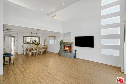 Photo of 120 Fleet Street #A, Marina Del Rey, CA 90292 (MLS # 26669477)