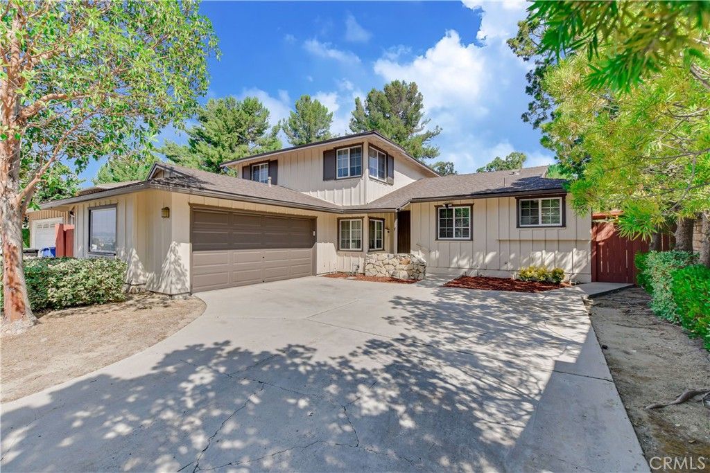 Photo of 1749 Sunny Heights Dr, Los Angeles, CA 90065 (MLS # IG25227991)