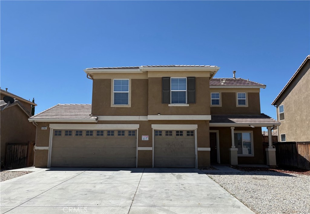 2 story house FOR LEASE features 3 bedrooms, 2.5 bathrooms, 3 car attached garage, good size back yard, laundry room at second floor, 1945 SQ FT of living space, central A/C, fire place. great neighborhood. Ready to move in. Text L/A for more information.