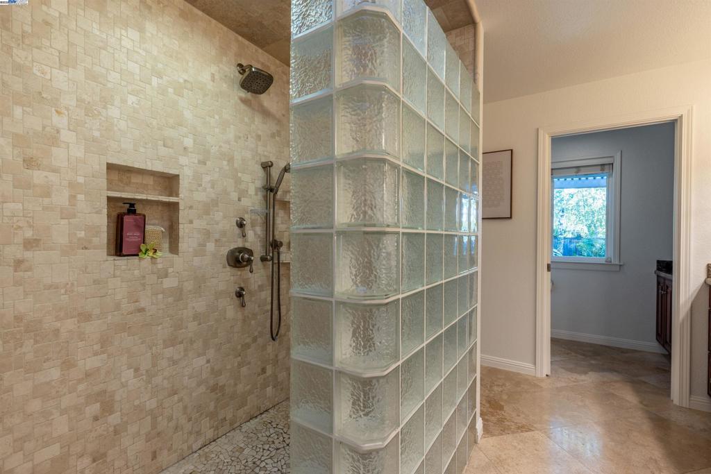 VINEYARD - Residential