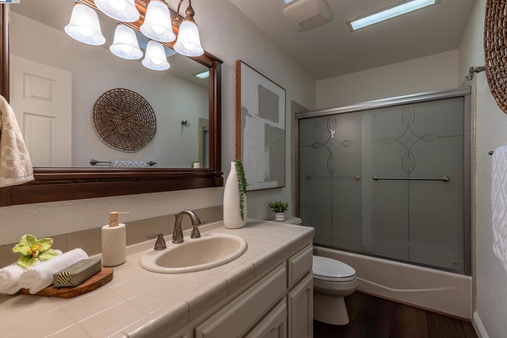 VINEYARD - Residential