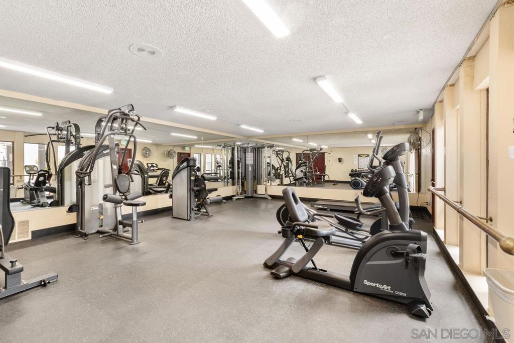 Mission Valley - Residential Lease