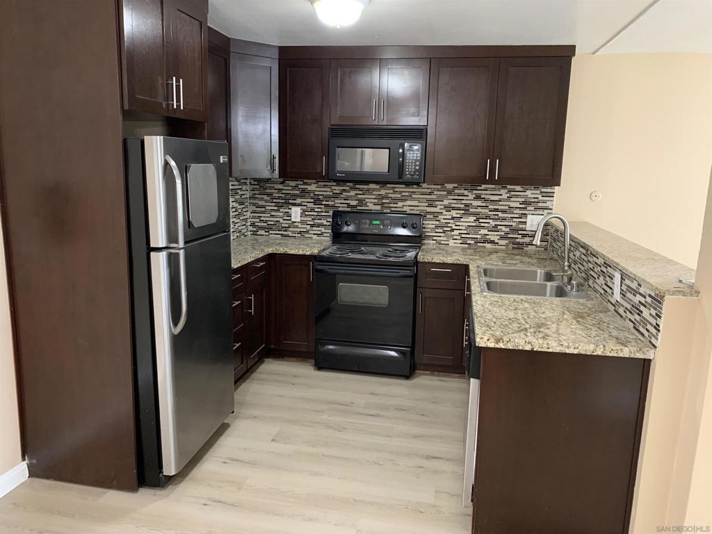 Mission Valley - Residential Lease