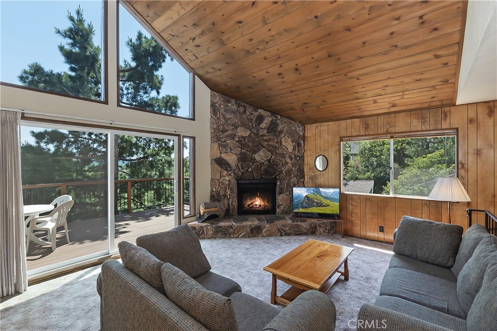 Arrowhead Woods (AWHW) - Residential
