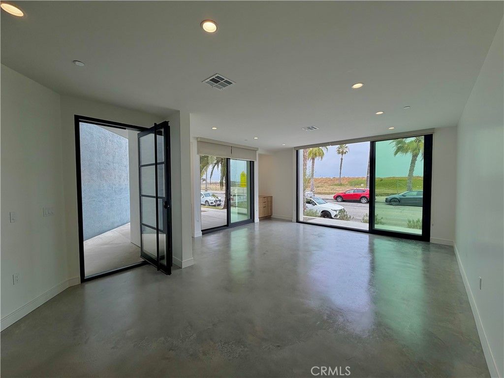 Photo of 249 Seal Beach Blvd, Seal Beach, CA 90740 (MLS # LG26116417)