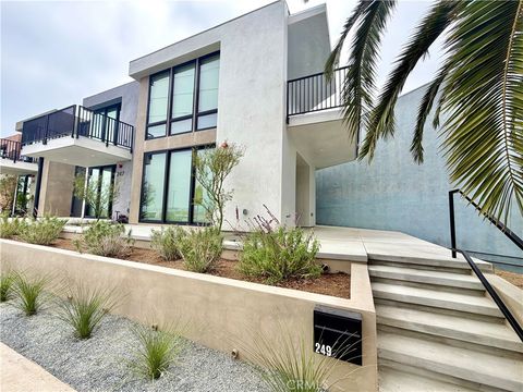 Photo of 249 Seal Beach Blvd, Seal Beach, CA 90740 (MLS # LG26116417)