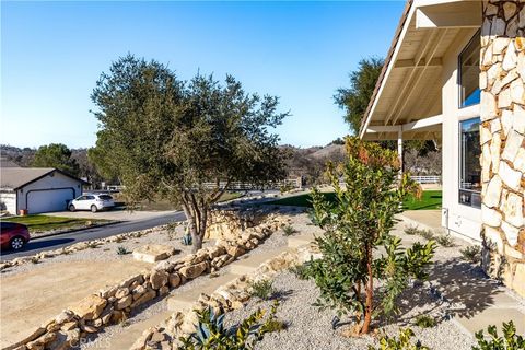 Tiny photo for 1670 Southfork Place, Paso Robles, CA 93446 (MLS # NS26034610)