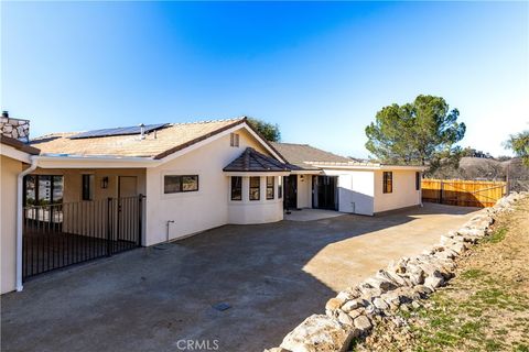 Tiny photo for 1670 Southfork Place, Paso Robles, CA 93446 (MLS # NS26034610)