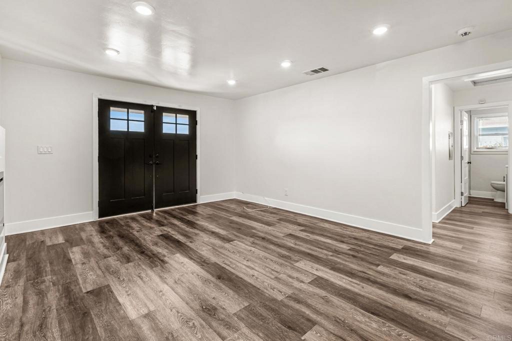 5206 La Paz Drive