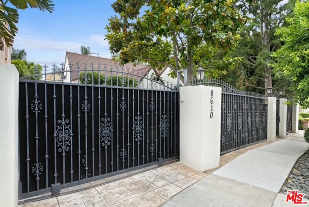 8610 Rugby Drive